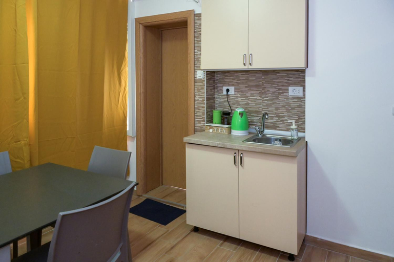 Others 2, Skopje Hostel