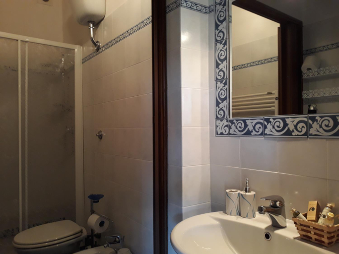 Bathroom 2, Agriturismo Piemaggino, Siena