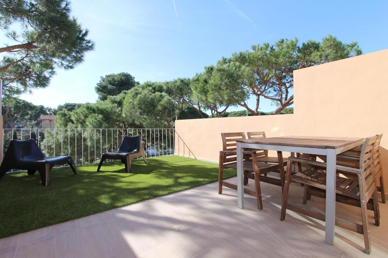 Others 5, Beach apartment III Petit Bijou, Barcelona