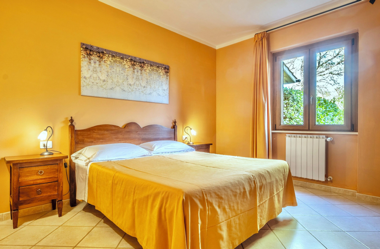 Residence with thermal pools in Sorano, Grosseto