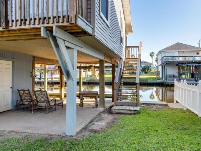 Exterior & Views 1, Cottage on the Canal, Galveston