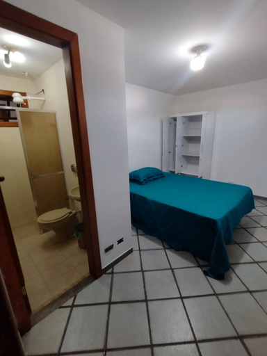 Bedroom 3, Suite Disponivel em hostel, Itaperuna