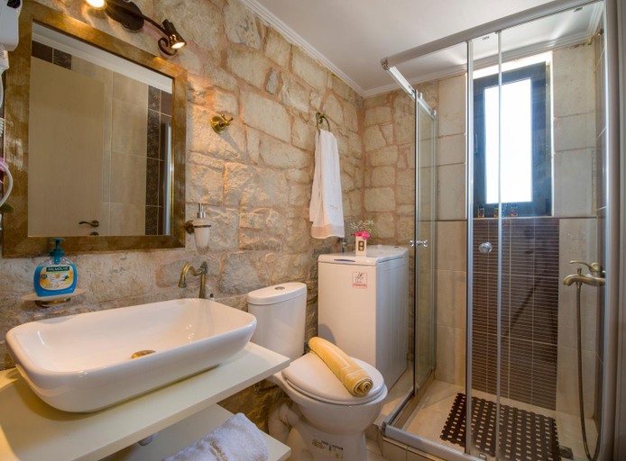 Bathroom 3, Villa Christy, Crete