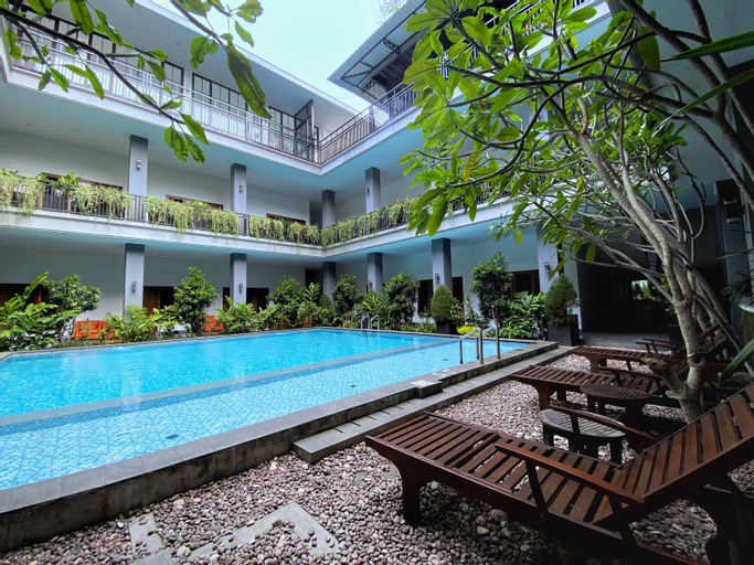 Sport & Beauty 1, Crystal Inn Batu, Malang