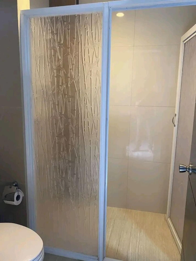 Bathroom 4, Dantes Hideaway, Malay