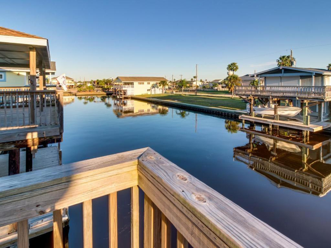 Sport & Beauty 5, Cottage on the Canal, Galveston