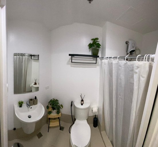 Bathroom 5, Wind Suites Tagaytay at SMDC, Tagaytay City