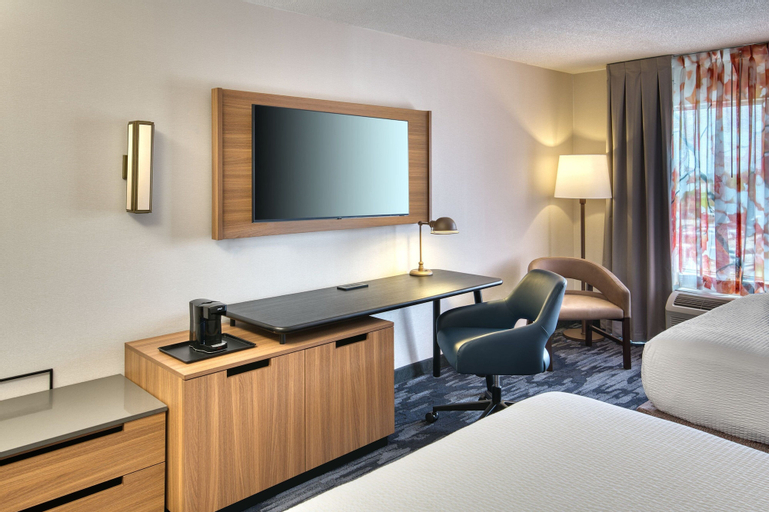 Bedroom 4, Fairfield Inn and Suites by Marriott Toronto Brampton, Peel