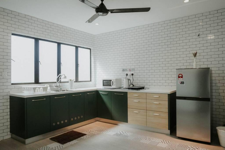 Dining Room 16