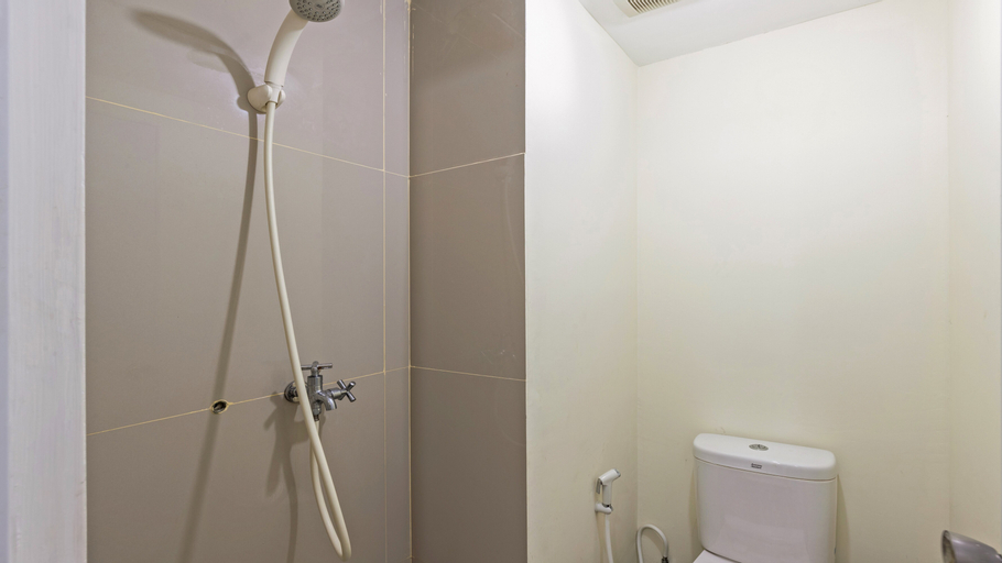Bathroom 4