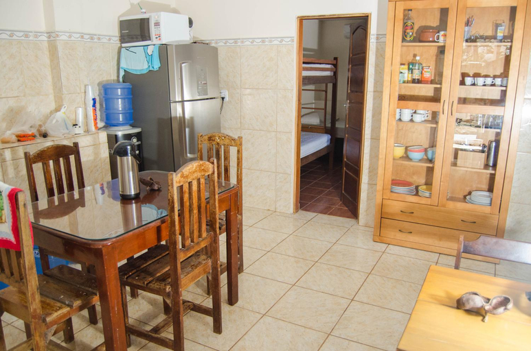 Others 4, Ilha Hostel, Fernando de Noronha