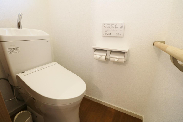 Bathroom 8