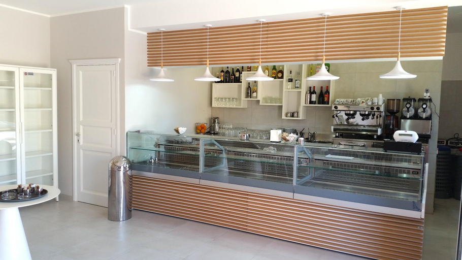 Food & Drinks, Residence Le Piscine, Trapani