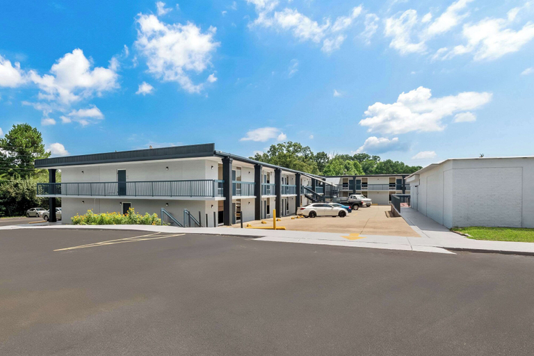 Exterior & Views 2, Americas Best Value Inn & Suites Dalton, Whitfield