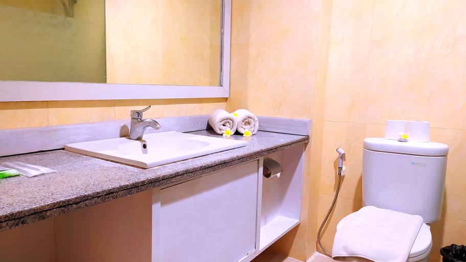 Bathroom 7