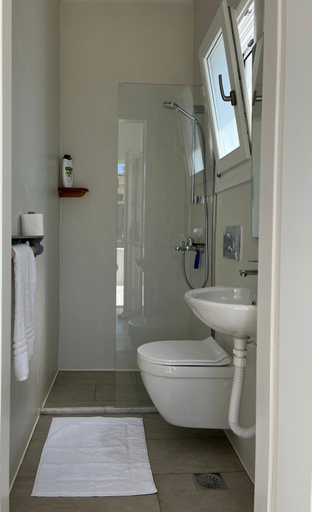 Bathroom, The Black Pig Studios, South Aegean