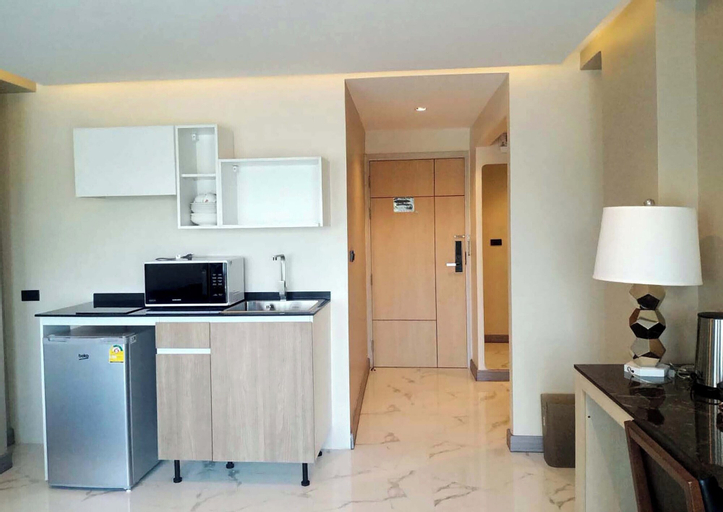 Dining Room 16