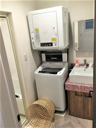 5, STAYBB OSAKA Dekijima Guest House|20mins to Namba, Osaka