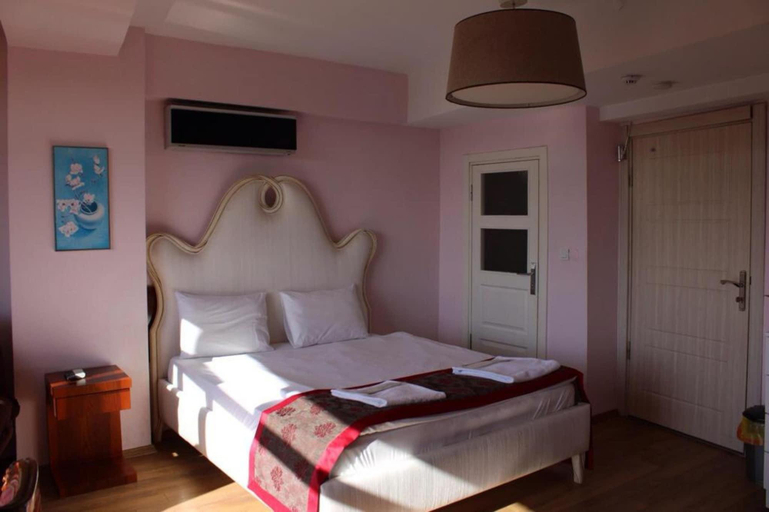 Bedroom 5, Bude Ortaköy, Beşiktaş