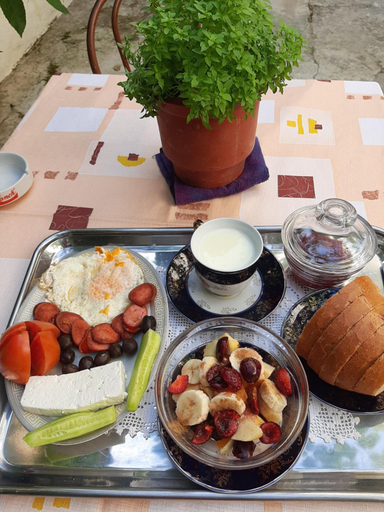 Others 2, Vrenjo GuestHouse, Gjirokastrës
