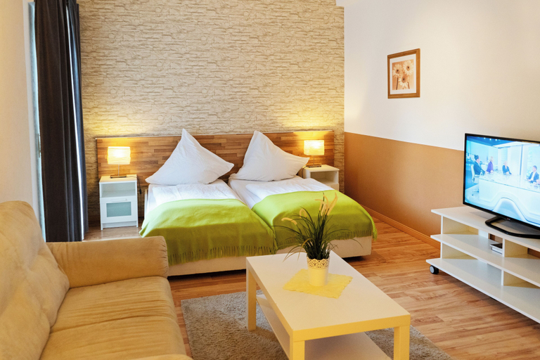 Bedroom 4, Gasthof Pension Zur Traube, Odenwaldkreis