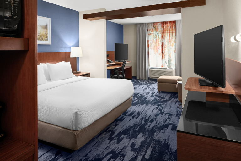Bedroom 3, Fairfield Inn & Suites by Marriott Rehoboth Beach, Sussex