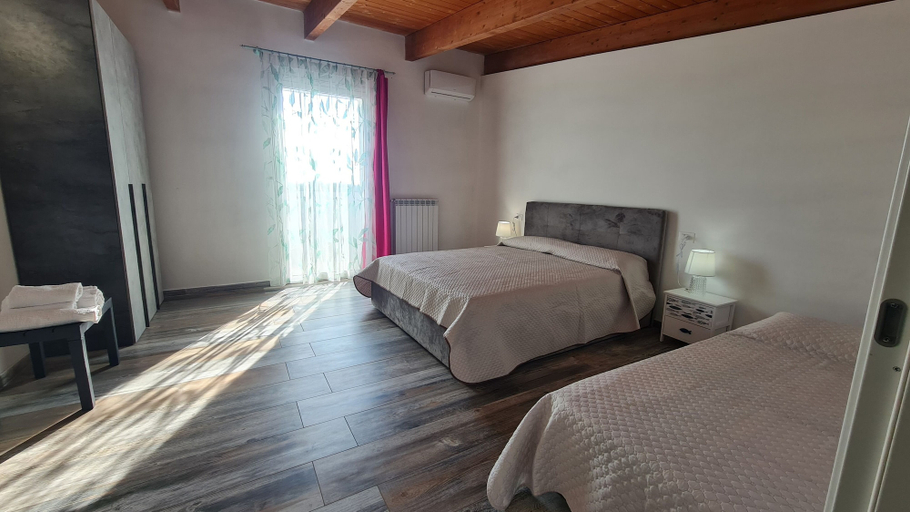 Bedroom 2, B&B Il Paradiso, Pescara