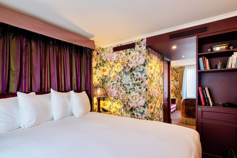 Bedroom 1, UNE AUTRE CHAMBRE, Paris