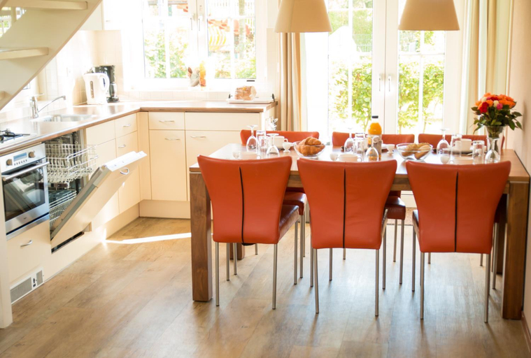 Others 5, Bungalow 6p, Noordwijk