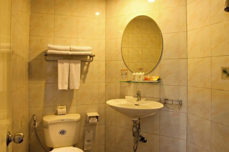 Bathroom 2