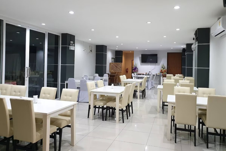 Food & Drinks 5, La VIVA Hotel, Muang Buri Ram