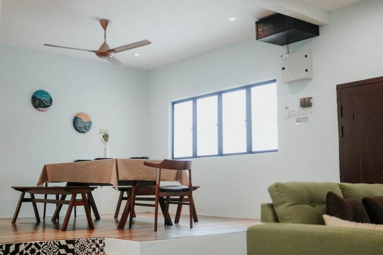 Others 4, Vibrant & Comfy Homestay near Kuantan Town, Kuantan