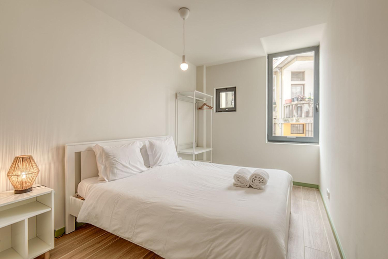 Others 5, Travel and Live Apartments, Porto
