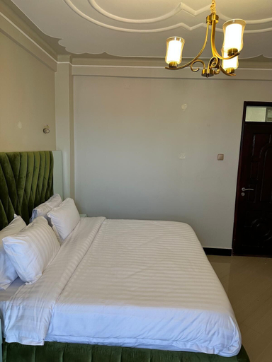 Bedroom 5, DOLLARSPRINGS HOTEL, Busiiro
