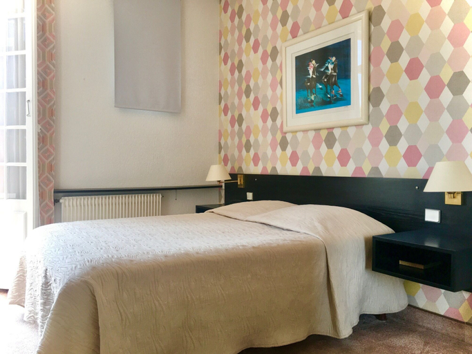 Bedroom 4, Hôtel des Mimosas, Alpes-Maritimes