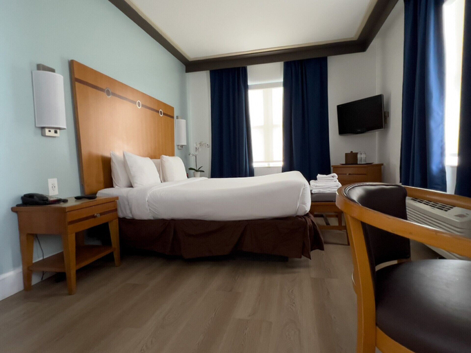Bedroom 2, Majestic Hotel South Beach, Miami-Dade