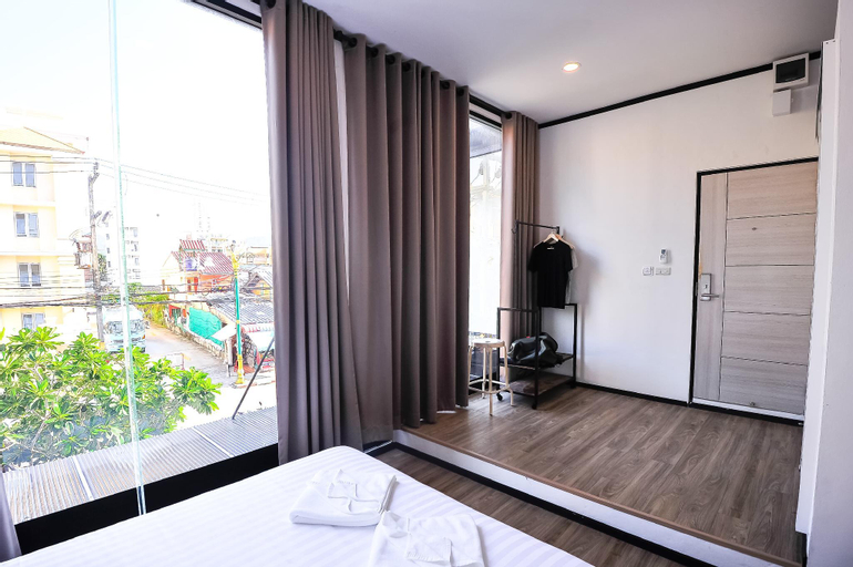 Bedroom 26