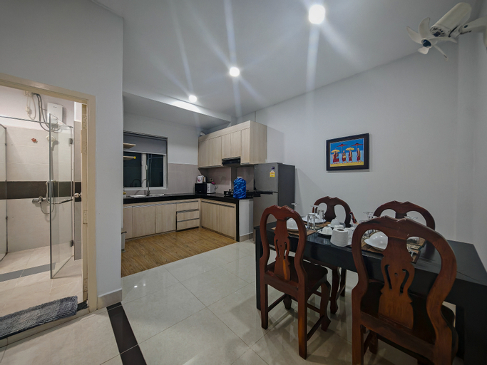 Dining Room 3