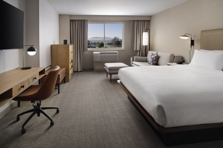 Bedroom 3, Courtyard San Francisco Airport Burlingame, San Mateo