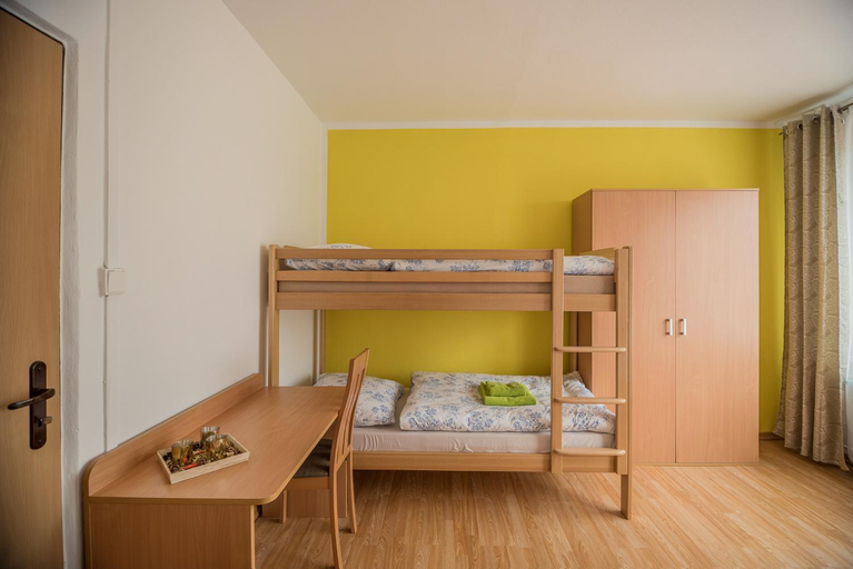 Others 5, Hybadlo, Liptovský Mikuláš