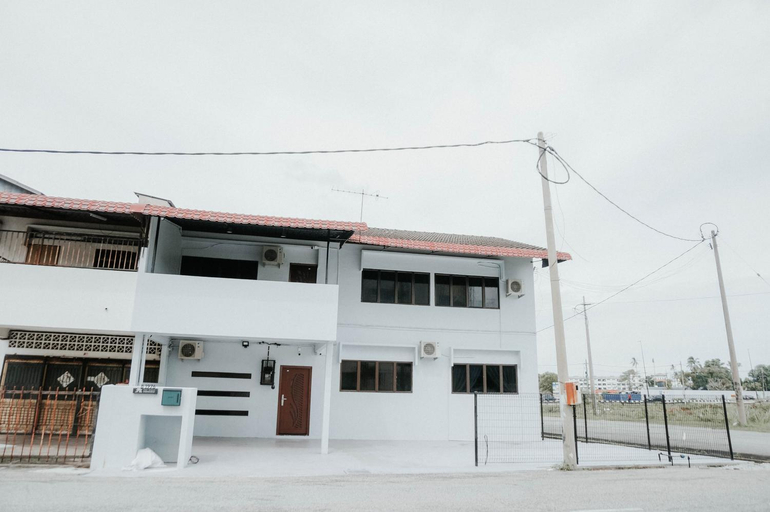 Exterior & Views 14