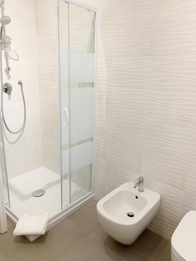 Bathroom 3, Alghero CHARMING APARTMENTS DOWNTOWN, Sassari