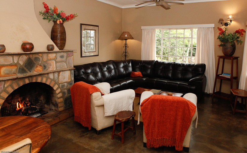 3, Down Gran's Self-Catering Cottage, Lobamba Lomdzala