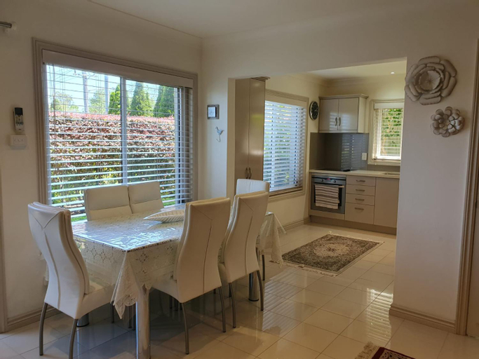 Dining Room 16