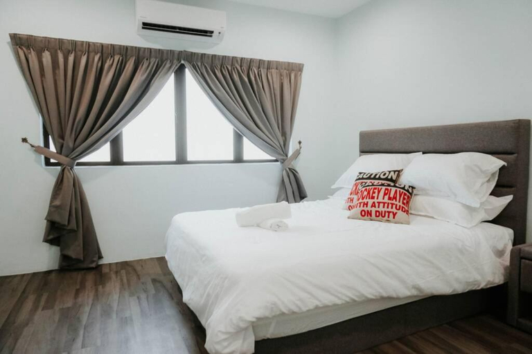 Bedroom 16