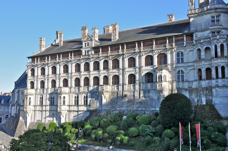 Exterior & Views 1, Happy Loft - Centre historique + parking prive, Loir-et-Cher
