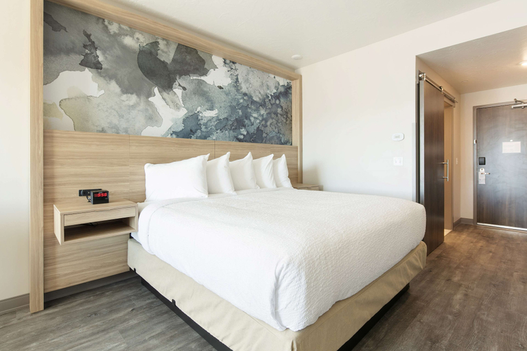 Bedroom 3, Best Western Plus Settlers Point, Washington