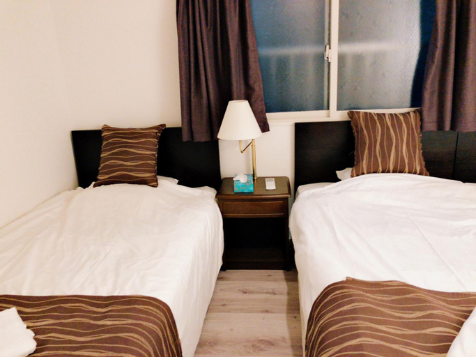 Bedroom 2, STAYBB OSAKA Dekijima Guest House|20mins to Namba, Osaka