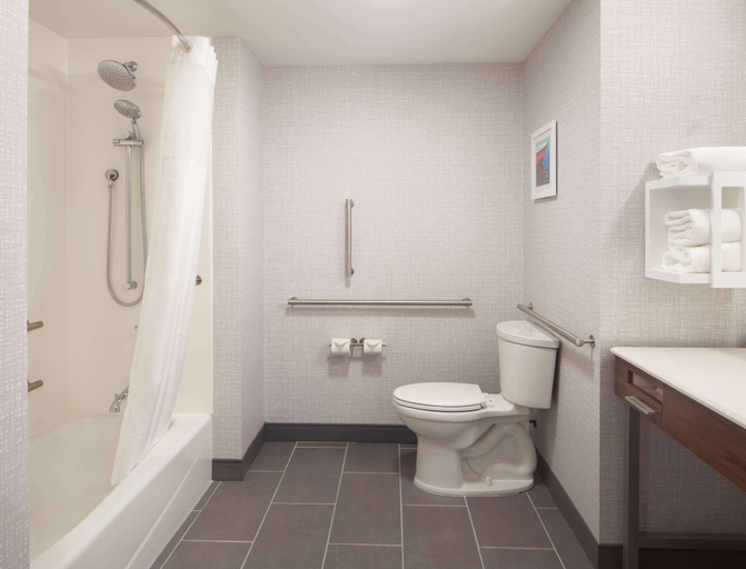 Bathroom 4, Hampton Inn Ogallala, Keith