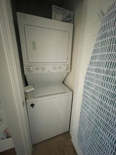Bathroom 3, Navarre Beach, Escambia